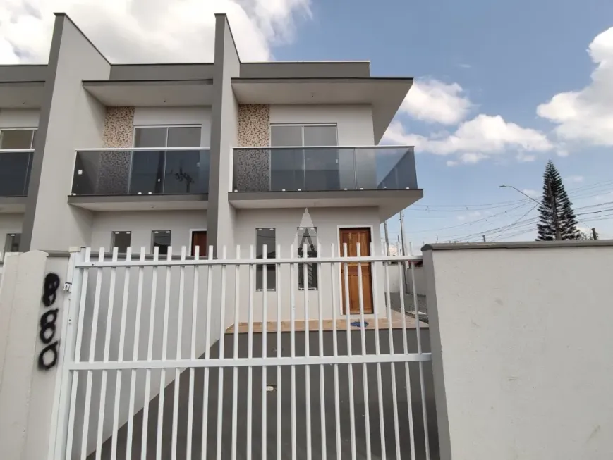 Foto 1 de Casa com 2 Quartos para alugar, 71m² em Paranaguamirim, Joinville