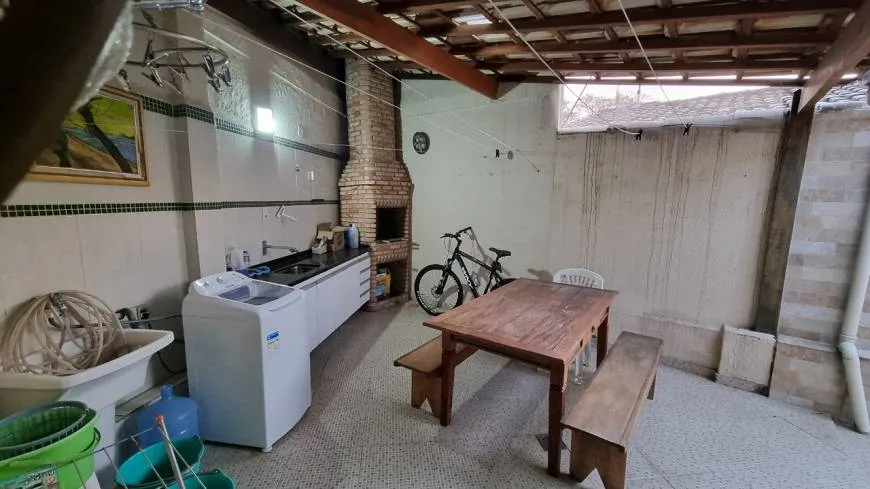 Foto 1 de Casa com 3 Quartos à venda, 180m² em Santo Antônio, São Caetano do Sul