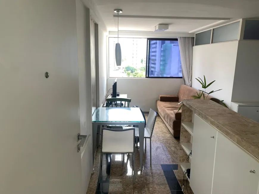 Foto 1 de Apartamento com 1 Quarto à venda, 40m² em Boa Viagem, Recife