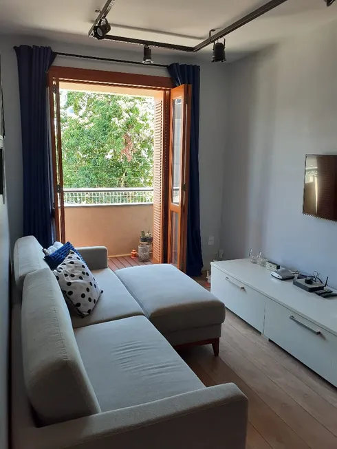 Foto 1 de Apartamento com 1 Quarto à venda, 40m² em Passo da Areia, Porto Alegre