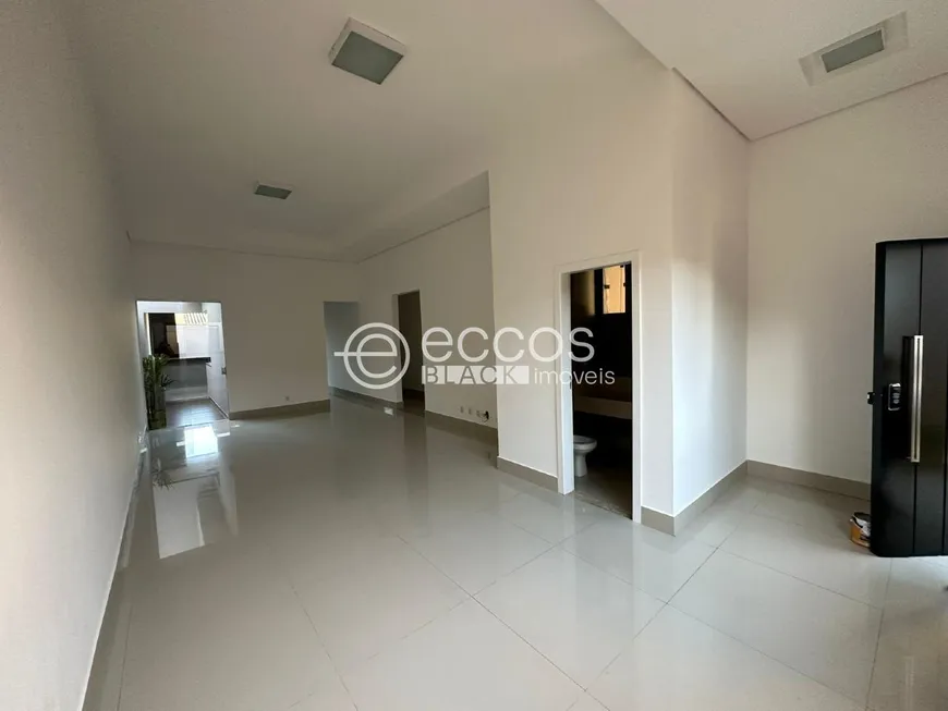 Foto 1 de Casa com 3 Quartos à venda, 170m² em Alto Umuarama, Uberlândia