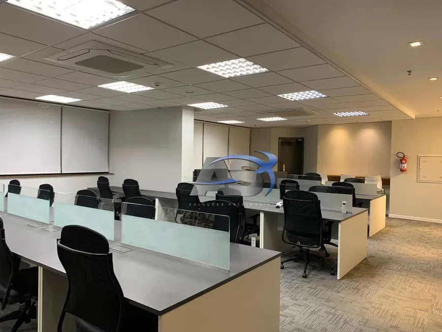 Foto 1 de Sala Comercial para alugar, 300m² em Vila Olímpia, São Paulo