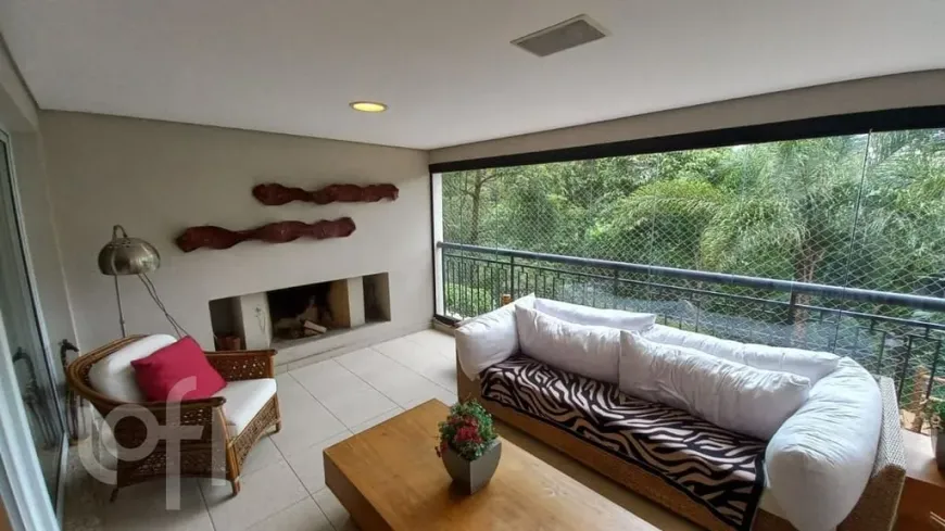 Foto 1 de Apartamento com 3 Quartos à venda, 305m² em Jardim Vitoria Regia, São Paulo