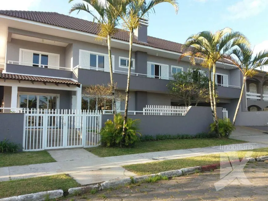 Foto 1 de Casa com 5 Quartos para alugar, 300m² em Atami, Pontal do Paraná