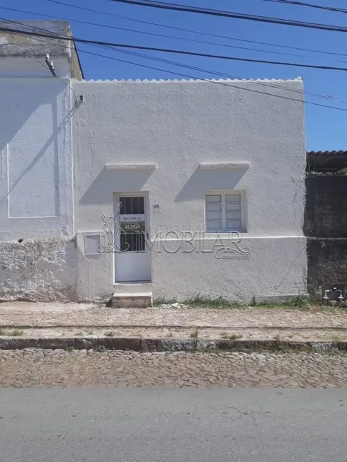 Foto 1 de Casa com 1 Quarto para alugar, 60m² em Centro, Bagé