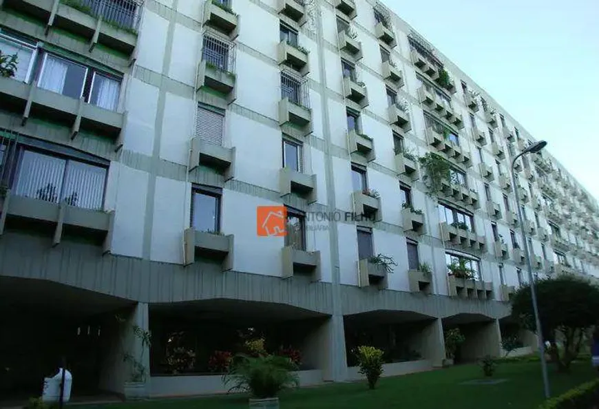 Foto 1 de Apartamento com 4 Quartos para alugar, 140m² em Asa Sul, Brasília