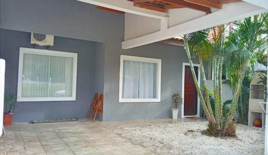 Foto 1 de Casa com 3 Quartos à venda, 90m² em São João do Rio Vermelho, Florianópolis