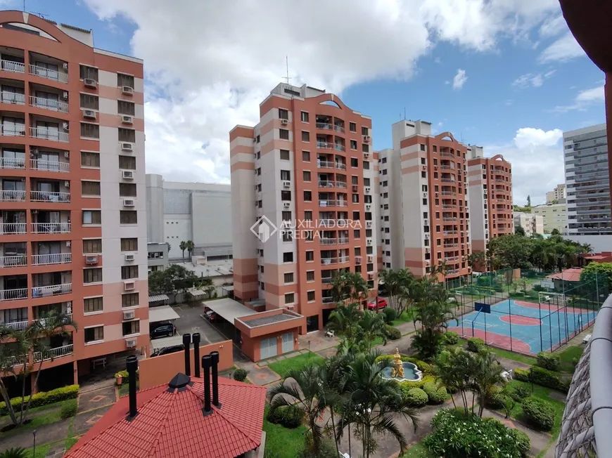 Foto 1 de Apartamento com 3 Quartos à venda, 70m² em Cristo Redentor, Porto Alegre