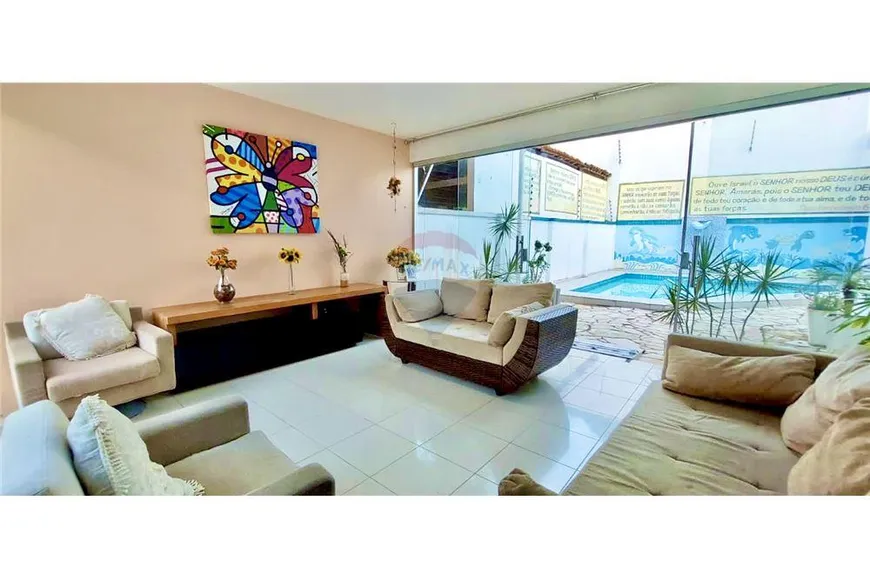 Foto 1 de Casa com 5 Quartos à venda, 450m² em Guaxuma, Maceió
