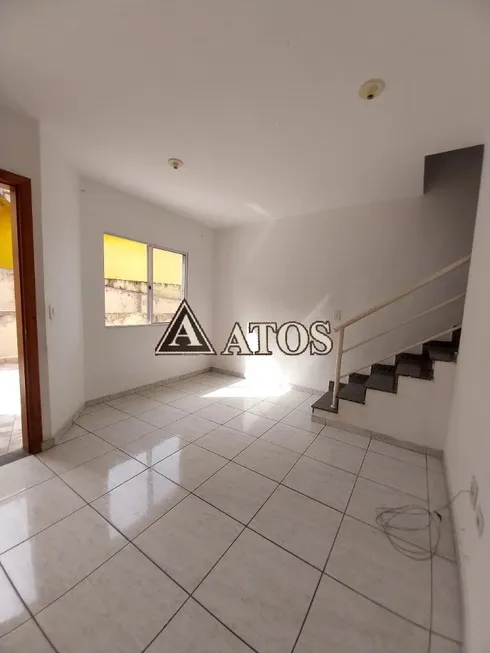 Foto 1 de Casa de Condomínio com 2 Quartos para alugar, 70m² em Vila Carmosina, São Paulo
