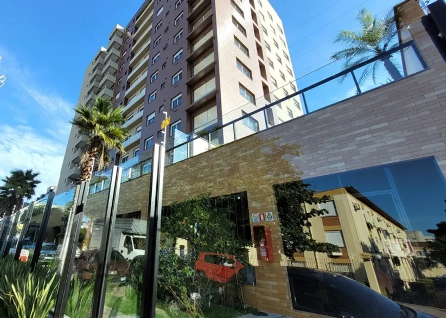 Foto 1 de Apartamento com 2 Quartos à venda, 68m² em Passo da Areia, Porto Alegre