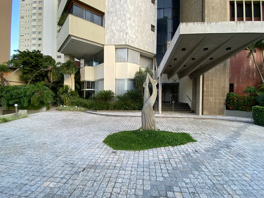 Foto 1 de Apartamento com 4 Quartos à venda, 511m² em Setor Marista, Goiânia