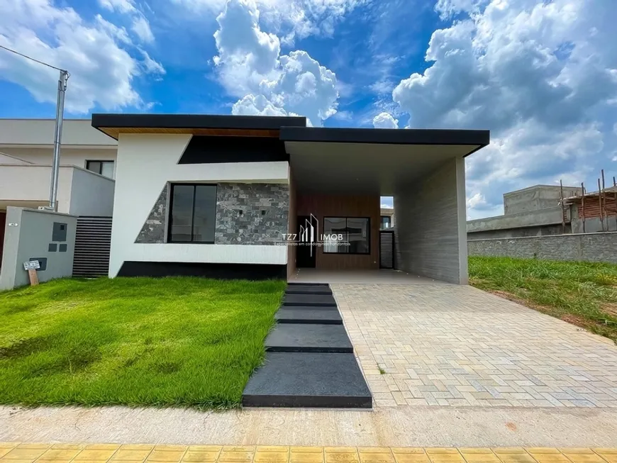 Foto 1 de Casa de Condomínio com 3 Quartos à venda, 170m² em Jardins Bolonha, Senador Canedo