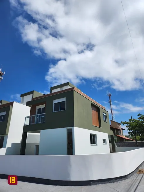 Foto 1 de Casa com 3 Quartos à venda, 135m² em Pântano do Sul, Florianópolis