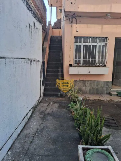 Foto 1 de Sobrado com 2 Quartos para alugar, 65m² em Sete Pontes, São Gonçalo