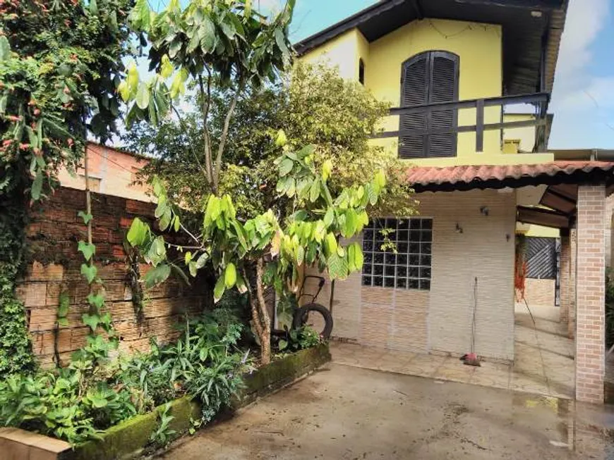 Foto 1 de Casa com 4 Quartos à venda, 110m² em Vila Loty, Itanhaém