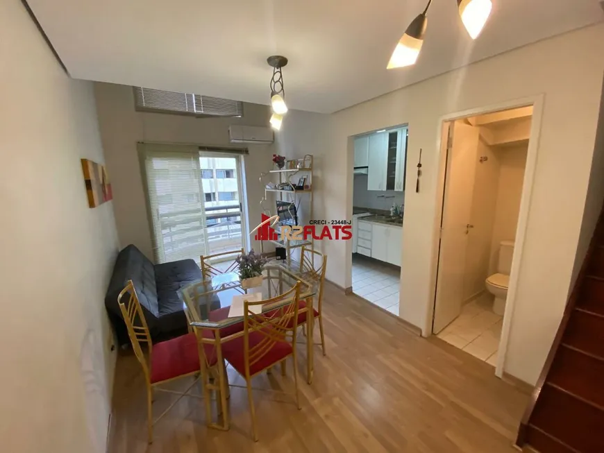 Foto 1 de Flat com 1 Quarto para alugar, 45m² em Moema, São Paulo