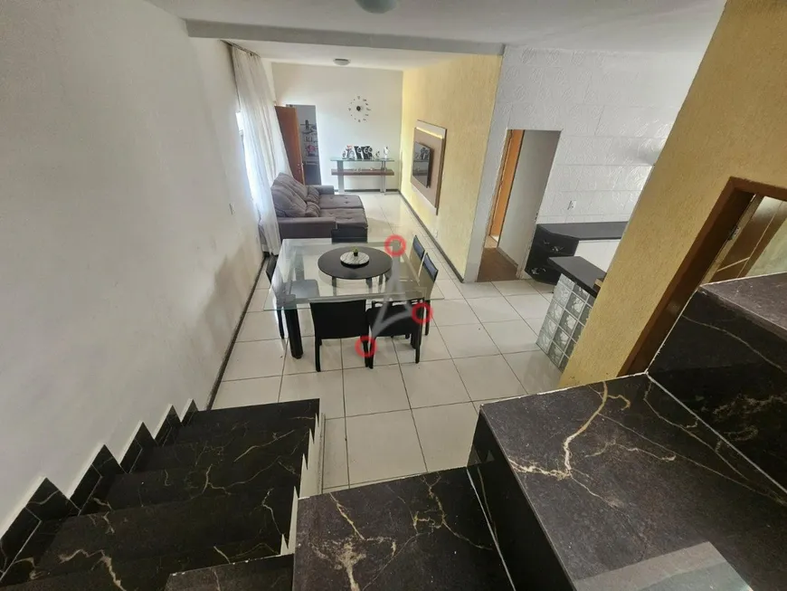 Foto 1 de Apartamento com 3 Quartos à venda, 180m² em Saudade, Belo Horizonte