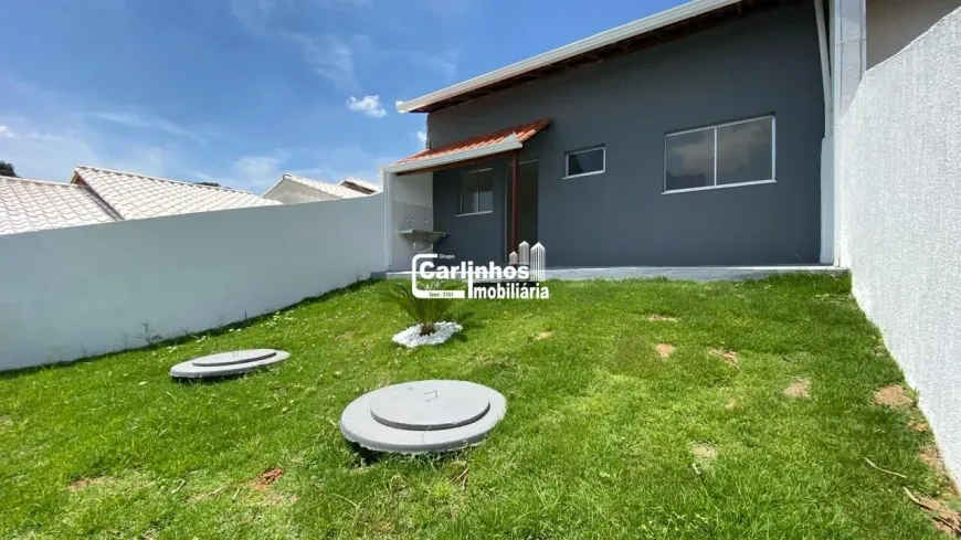 Foto 1 de Casa com 2 Quartos à venda, 60m² em Pedra Branca, São Joaquim de Bicas