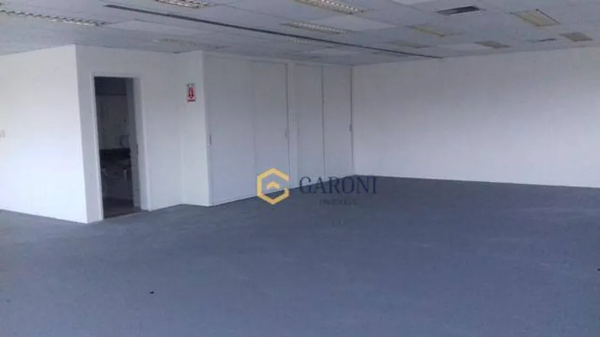 Foto 1 de Sala Comercial para alugar, 676m² em Vila Anastácio, São Paulo