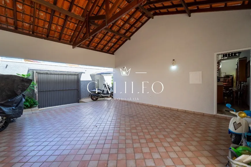 Foto 1 de Casa com 3 Quartos à venda, 291m² em Jardim Samambaia, Jundiaí