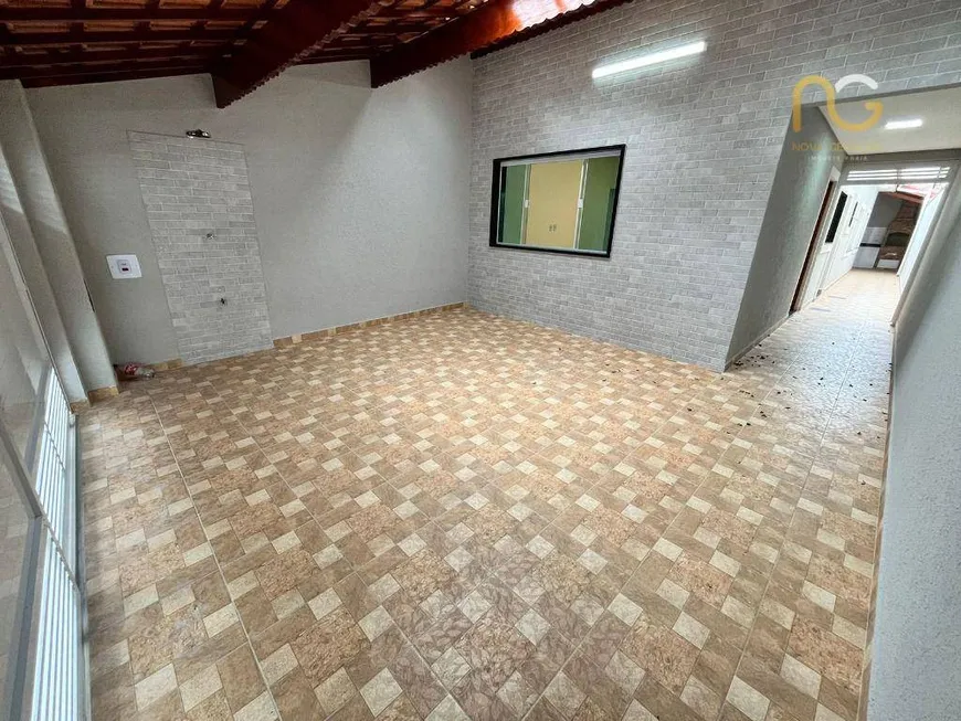 Foto 1 de Casa com 2 Quartos à venda, 87m² em Vila Tupi, Praia Grande