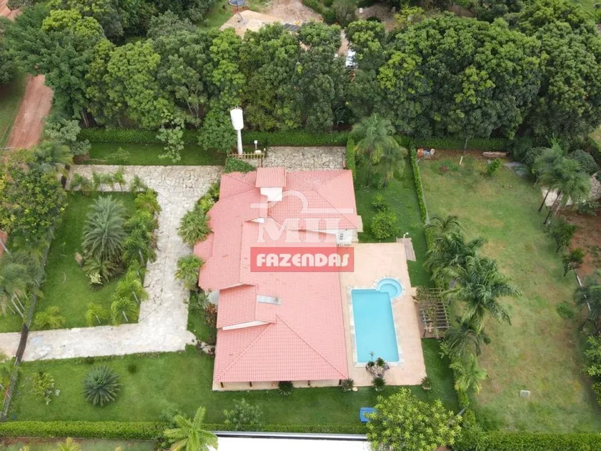 Foto 1 de Fazenda/Sítio com 4 Quartos à venda, 550m² em Zona Rural, Hidrolândia