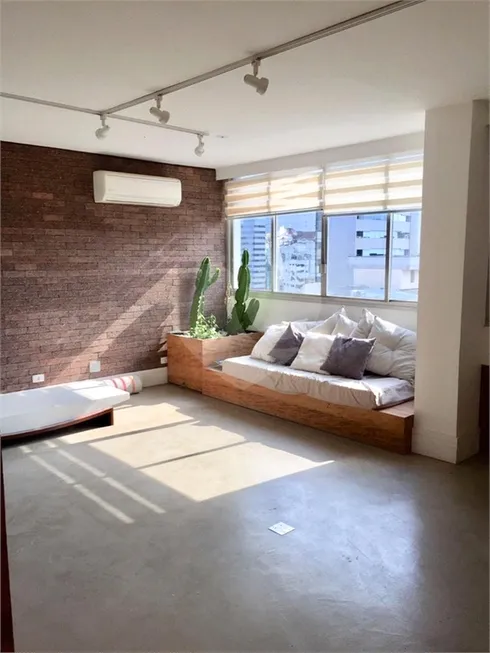 Foto 1 de Apartamento com 2 Quartos à venda, 130m² em Itaim Bibi, São Paulo