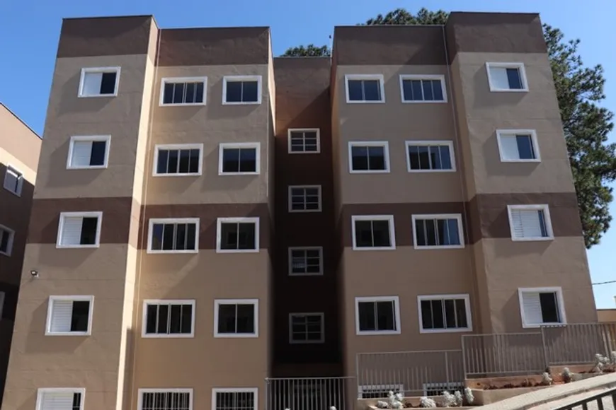Foto 1 de Apartamento com 2 Quartos para venda ou aluguel, 47m² em Jardim Colibri, Cotia
