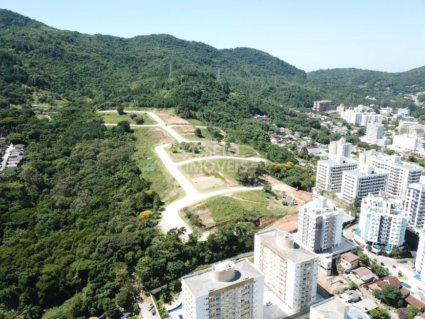 Foto 1 de Lote/Terreno à venda, 525m² em Itacorubi, Florianópolis