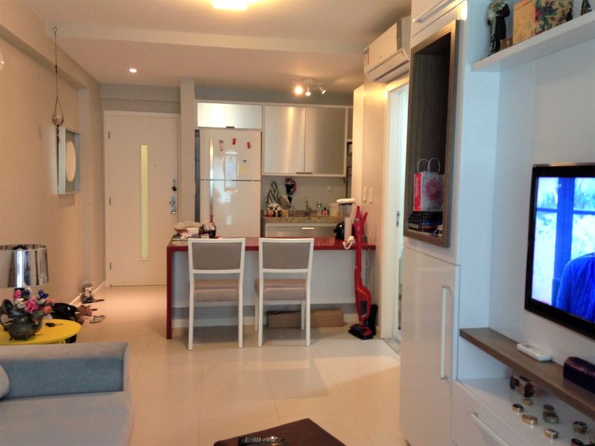 Foto 1 de Apartamento com 1 Quarto para alugar, 75m² em Ondina, Salvador
