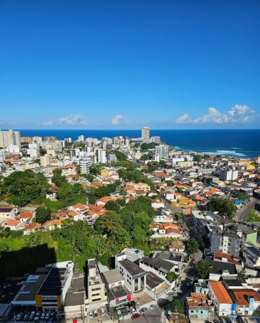 Foto 1 de Apartamento com 3 Quartos à venda, 195m² em Horto Florestal, Salvador