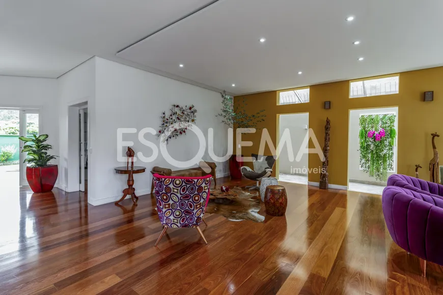 Foto 1 de Casa com 4 Quartos à venda, 642m² em Cidade Jardim, São Paulo