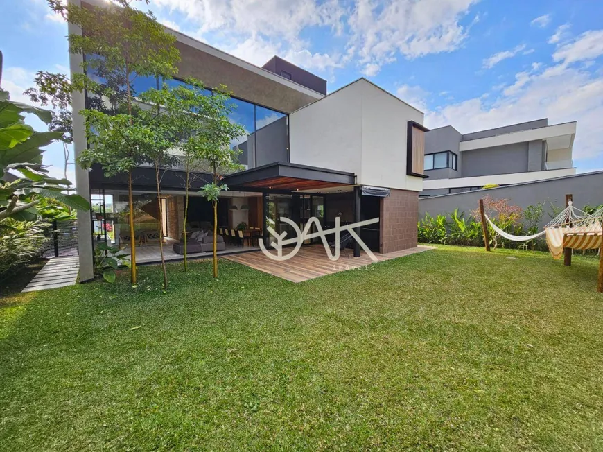 Foto 1 de Casa de Condomínio com 4 Quartos à venda, 340m² em Condomínio Residencial Alphaville II, São José dos Campos