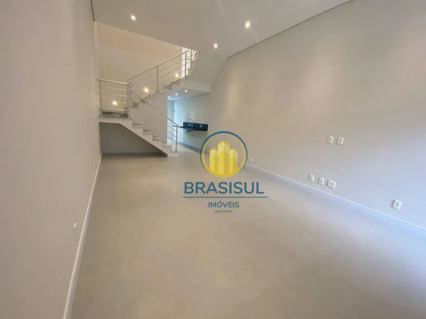 Foto 1 de Sobrado com 3 Quartos à venda, 130m² em Chácara Santo Antônio, São Paulo