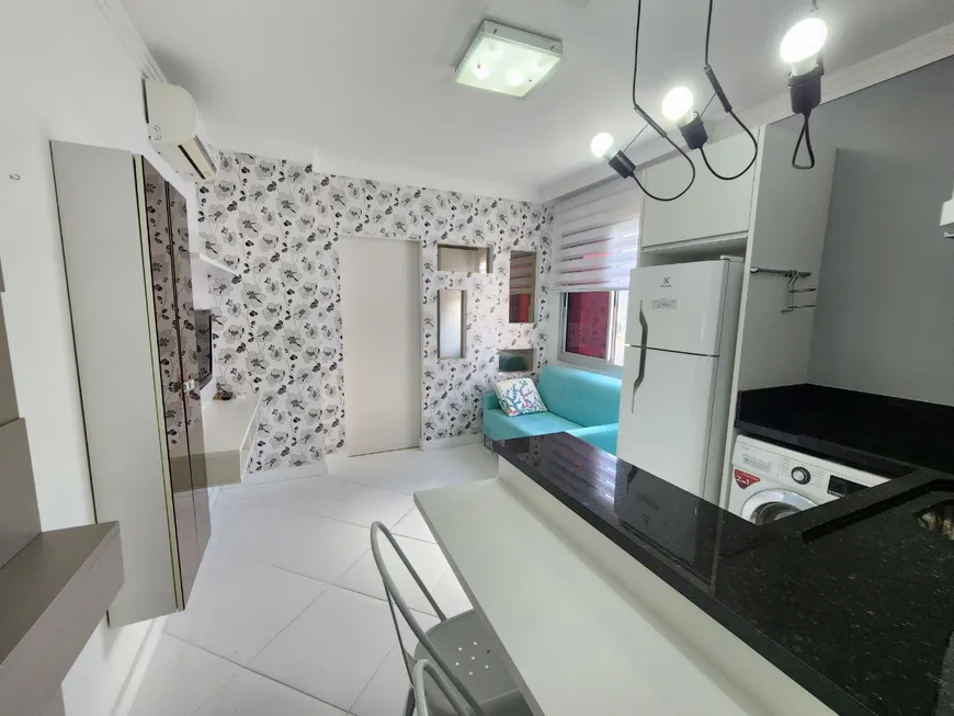 Foto 1 de Apartamento com 1 Quarto à venda, 29m² em Centro, Florianópolis