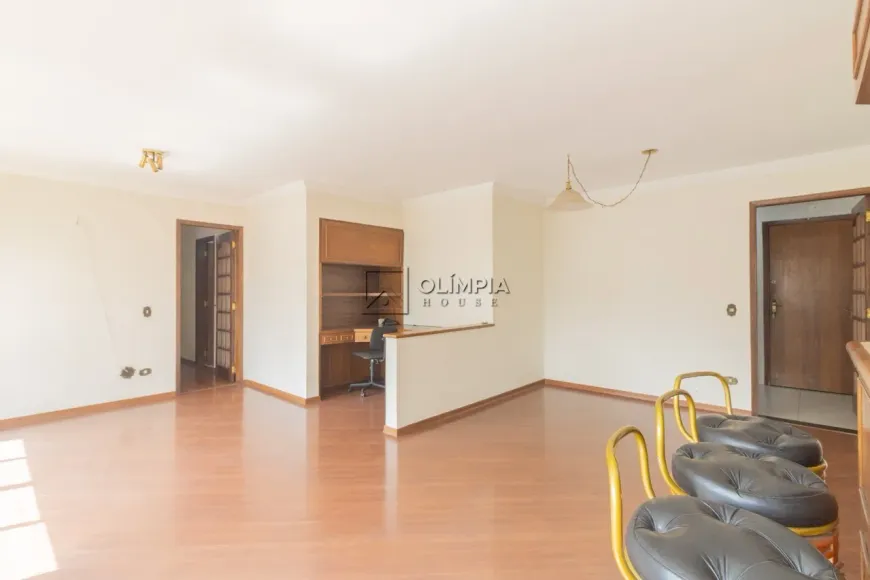 Foto 1 de Apartamento com 3 Quartos para alugar, 107m² em Moema, São Paulo
