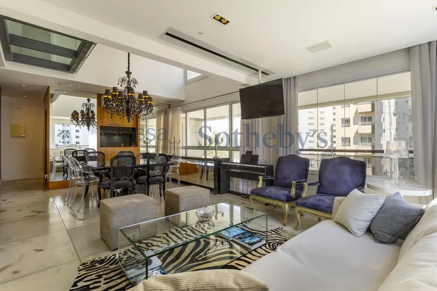 Foto 1 de Apartamento com 2 Quartos para venda ou aluguel, 120m² em Ibirapuera, São Paulo