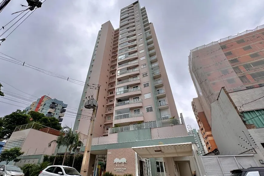 Foto 1 de Apartamento com 2 Quartos à venda, 101m² em Zona 03, Maringá