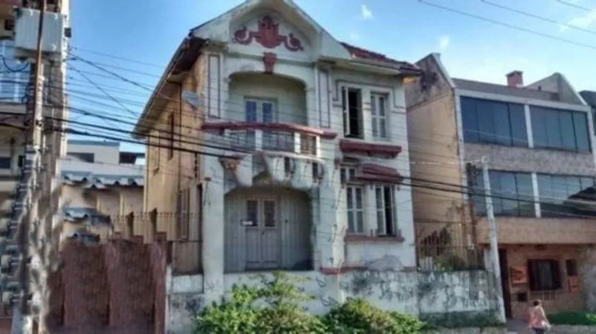 Foto 1 de Casa com 4 Quartos à venda, 299m² em Partenon, Porto Alegre