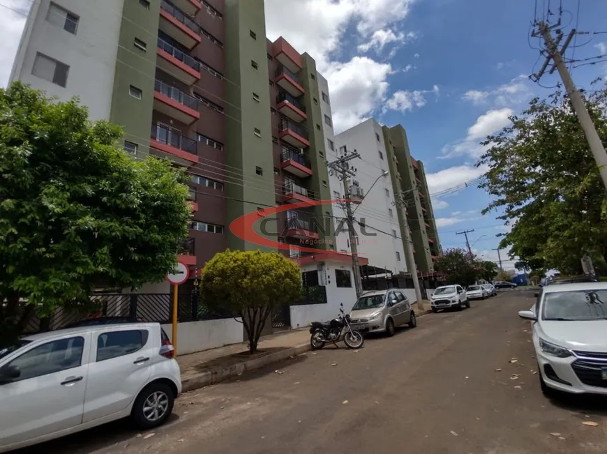 Foto 1 de Apartamento com 2 Quartos à venda, 62m² em Estoril Centreville, Bauru