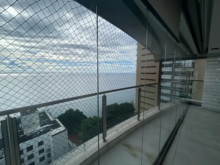 Foto 1 de Apartamento com 4 Quartos à venda, 308m² em Vitória, Salvador