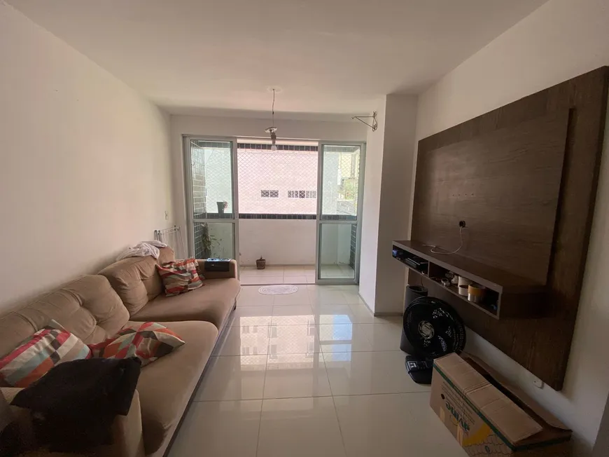 Foto 1 de Apartamento com 4 Quartos para alugar, 200m² em Jardim Renascença, São Luís