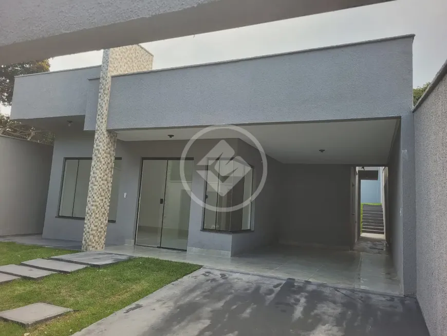 Foto 1 de Casa com 3 Quartos à venda, 110m² em Residencial Santa Fe, Goiânia