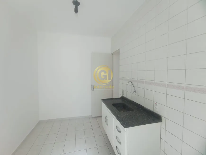 Foto 1 de Apartamento com 2 Quartos à venda, 54m² em Conjunto Habitacional Marinho, Jacareí