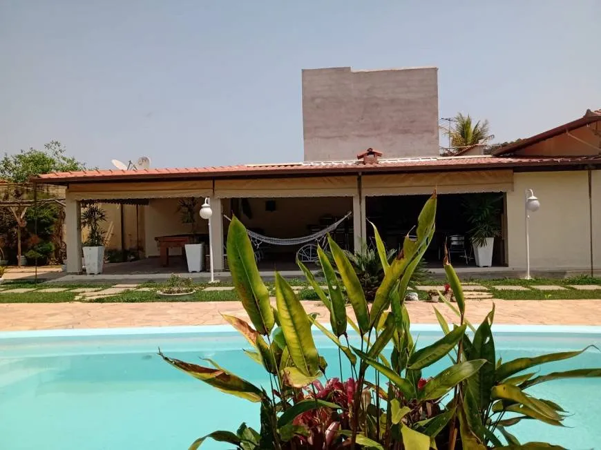 Foto 1 de Casa com 4 Quartos à venda, 260m² em Jardim Cerejeiras, Arujá