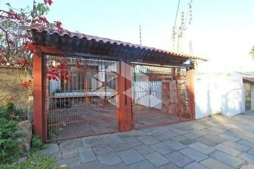 Foto 1 de Casa com 4 Quartos à venda, 151m² em Medianeira, Porto Alegre