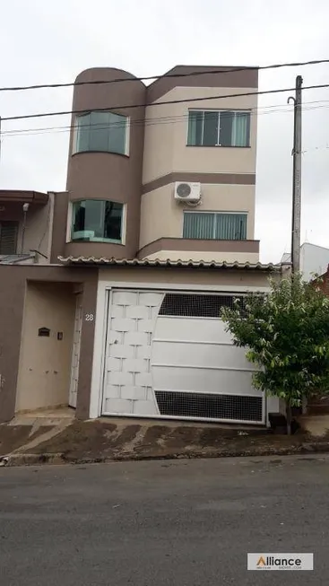 Foto 1 de Sobrado com 3 Quartos à venda, 250m² em Jardim Boer I, Americana