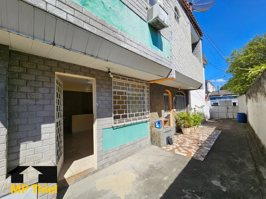 Foto 1 de Casa com 2 Quartos à venda, 75m² em Centro, Nilópolis