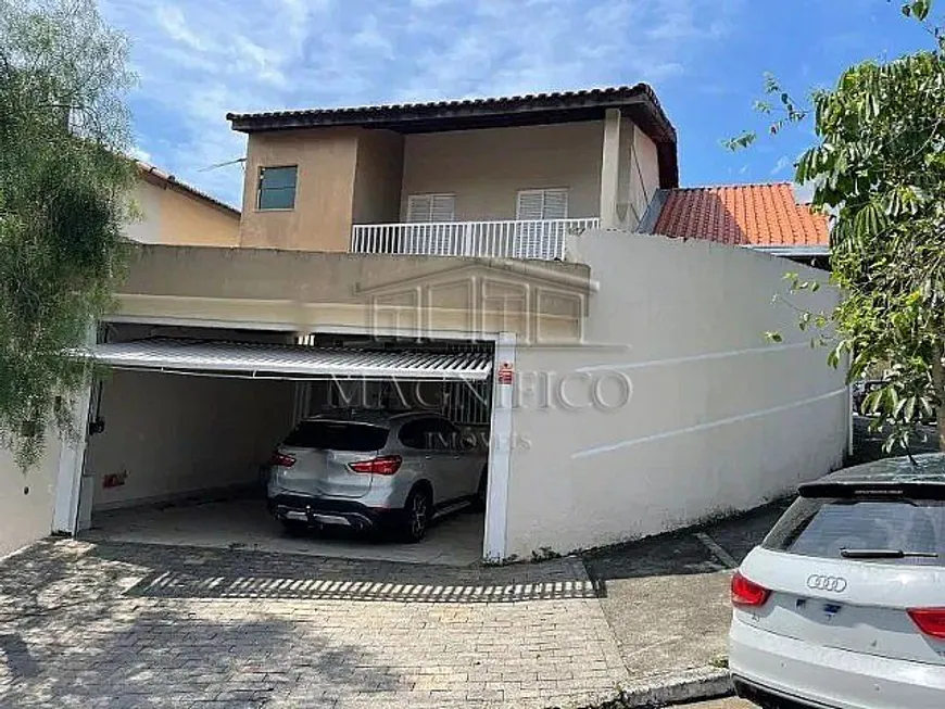 Foto 1 de Casa com 4 Quartos para venda ou aluguel, 270m² em Demarchi, São Bernardo do Campo